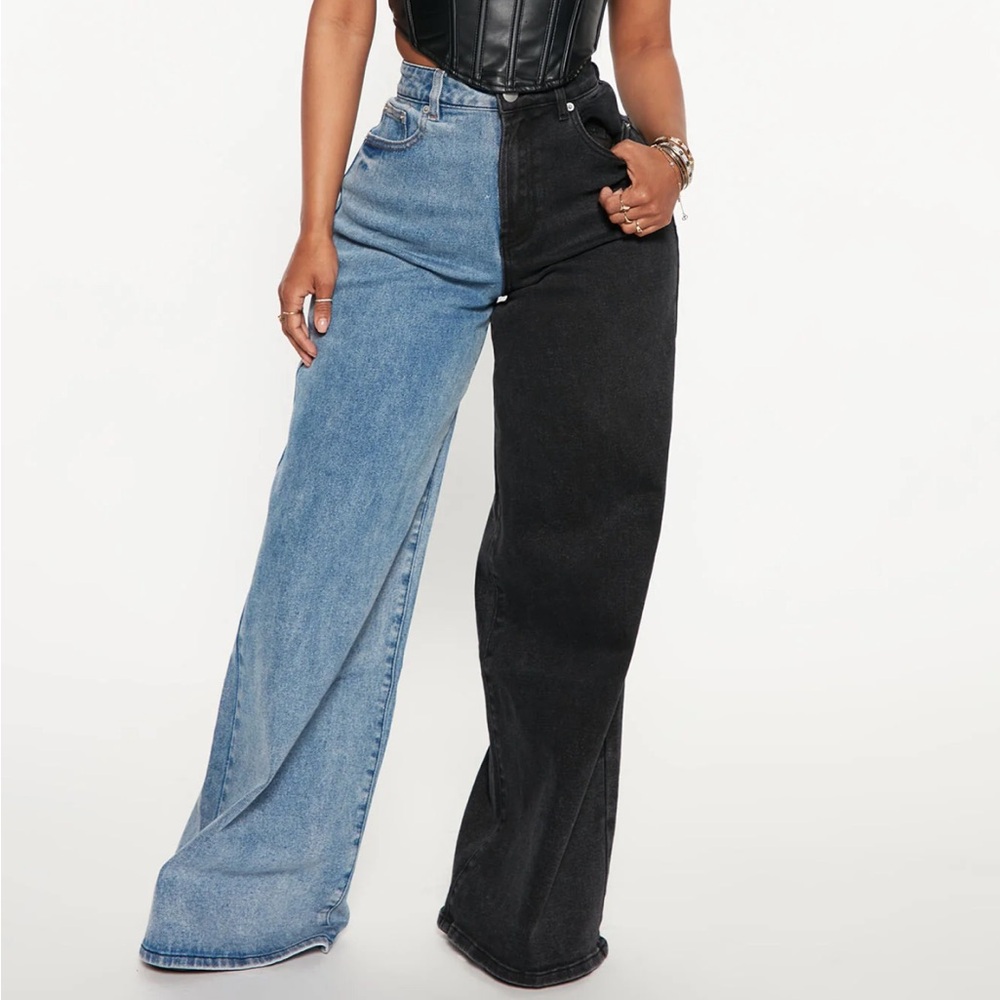 Two toned denim / black baggy over size jeans size 3 NWT